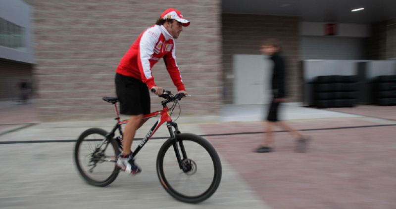 Alonso: "El campeonato se decidirá en Abu Dhabi"