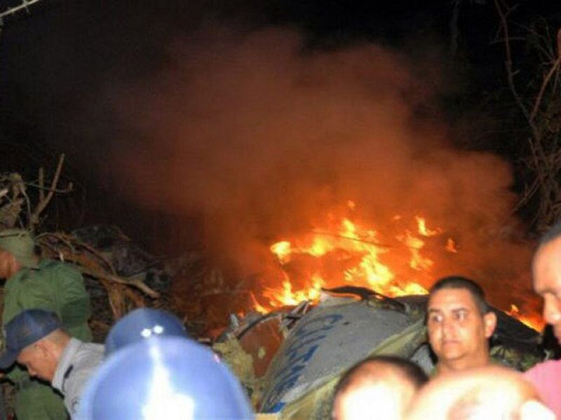 Mueren los 68 ocupantes de un avión de pasajeros que se ha estrellado en el centro de Cuba