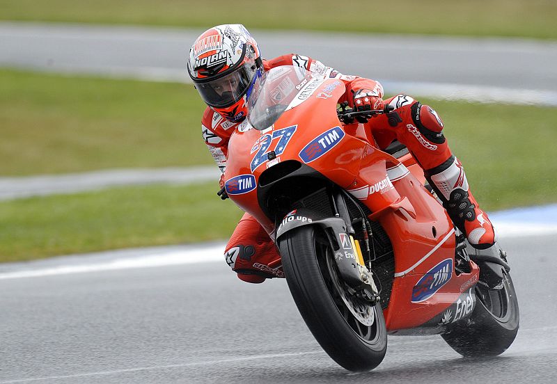 Casey Stoner, el más rápido en los primeros entrenamientos libres de Cheste