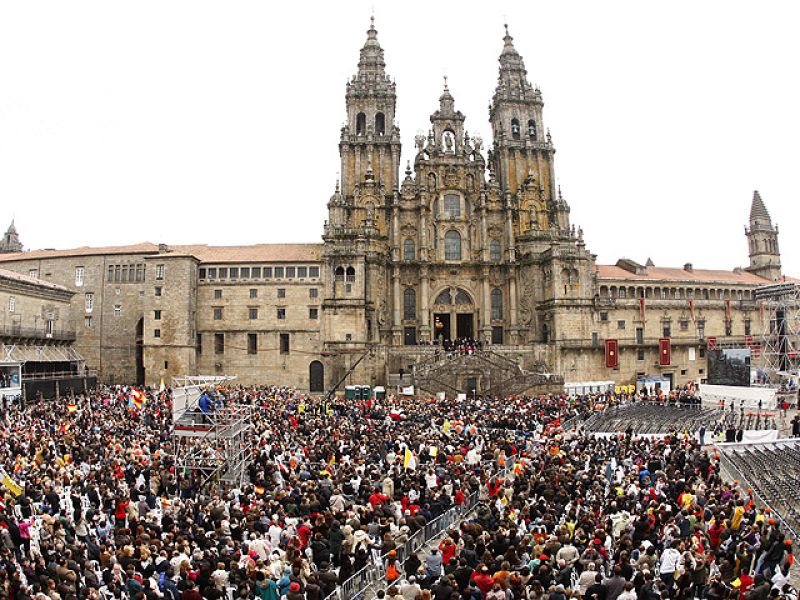 La visita papal entusiasma a los fieles pero no cumple la expectativas de negocio