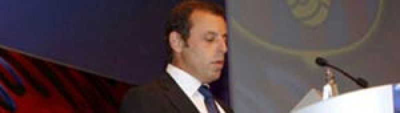 Rosell: "La gente recibirá a Mourinho en el Camp Nou como se merece este señor"