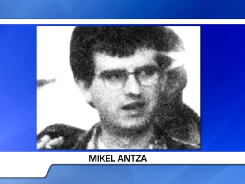 Rechazan suspender el juicio a "Antza" y "Anboto", que ofrecen la "mano tendida" de ETA