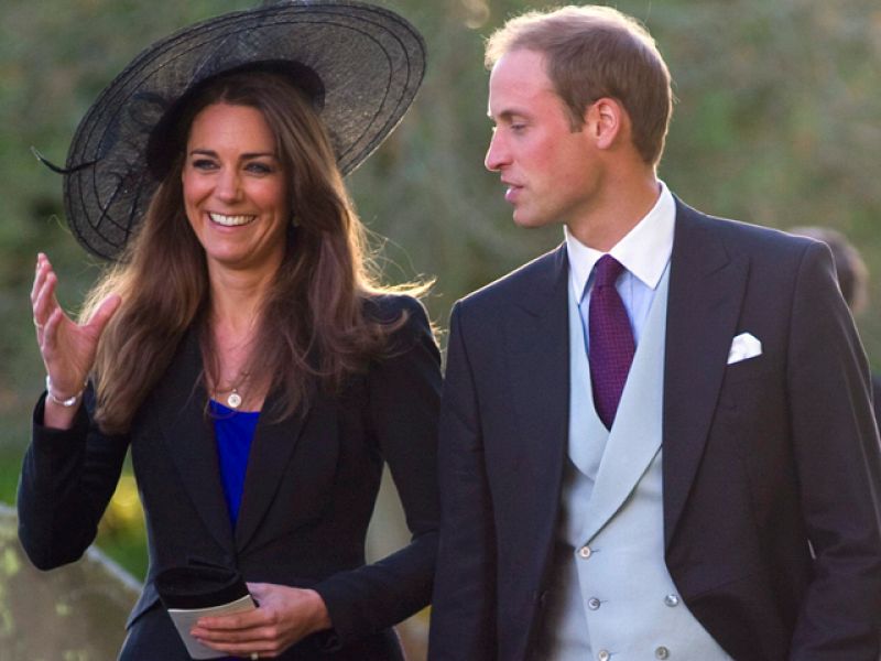El Príncipe Guillermo de Inglaterra se casará con su novia Kate Middleton en 2011