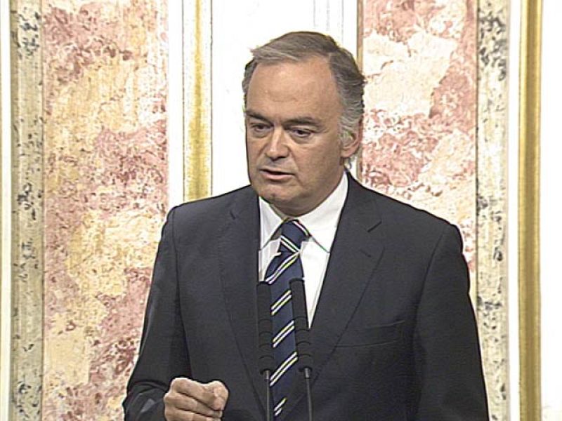 El PP acusa a Rubalcaba de ser un "falso demócrata" por no condenar lo ocurrido en Sáhara