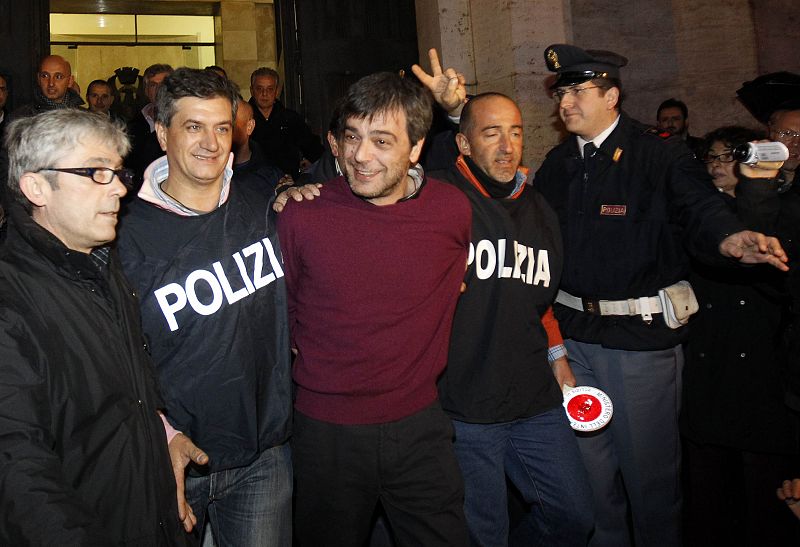 Arrestan a un jefe de la mafia napolitana, fugitivo desde hace 14 años