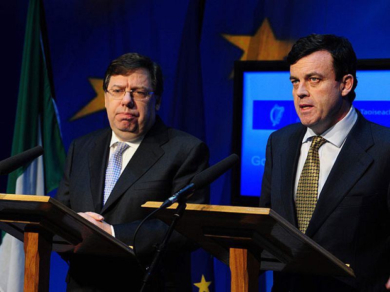Irlanda se compromete a reformar la banca a cambio del rescate