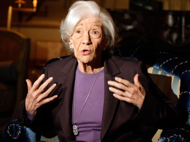 Ana María Matute, tras recibir el Premio Cervantes: "¡Soy feliz, enormemente feliz!"