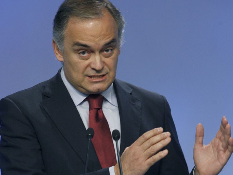 El PP insiste y exige a Zapatero que aclare si guarda información sobre nuestra economía