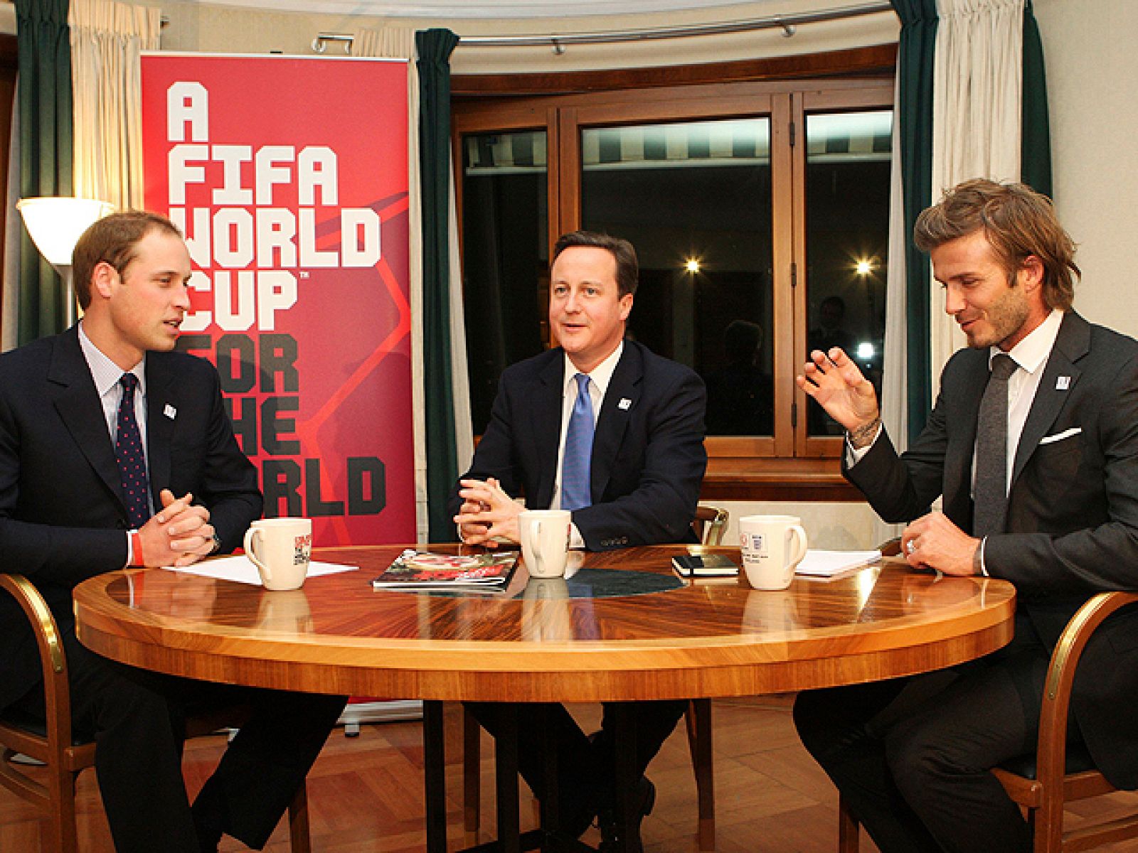 El primer ministro ruso, Vladímir Putin, no acudirá a Zúrich para defender el 2 de noviembre la candidatura rusa para acoger el Mundial de 2018, según han informado fuentes del Gobierno.