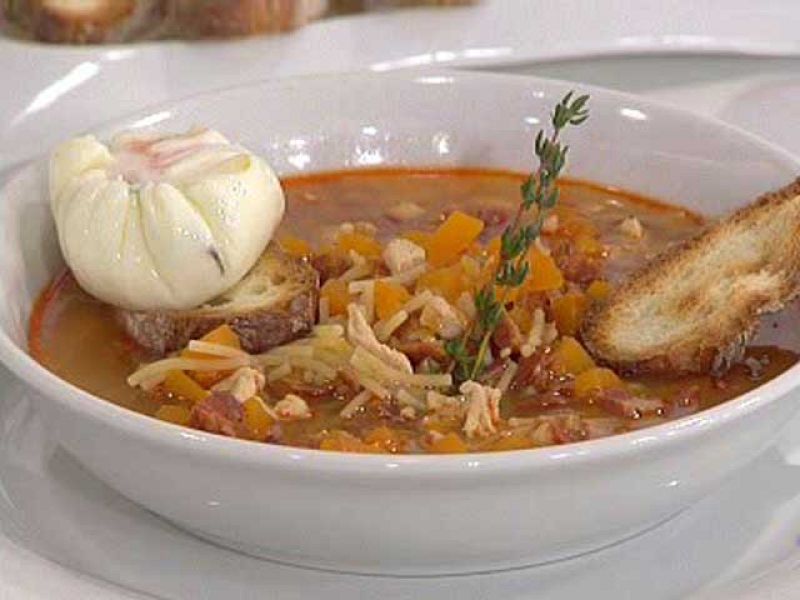 Sopa castellana con huevos escalfados (30/11/10)