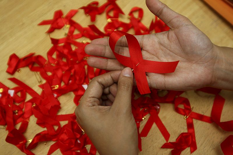 Cada año nacen en el mundo 370.000 niños con el VIH, según Unicef