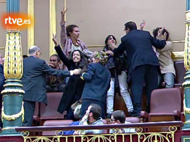 El Congreso "condena" la violencia en el desalojo del campamento de El Aaiún