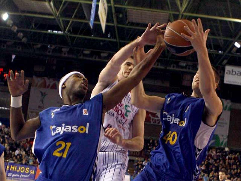 Victorias de Sevilla, Valencia, Joventut, Menorca y Manresa