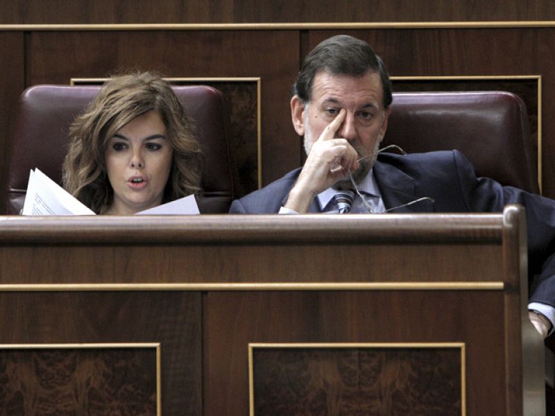 Rajoy defiende el estado de alarma pero dice que es "la proclamación de la impotencia"