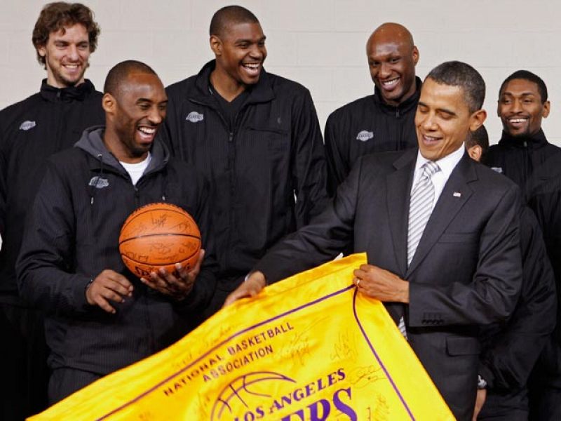 Pau Gasol jugó al baloncesto con el presidente Obama