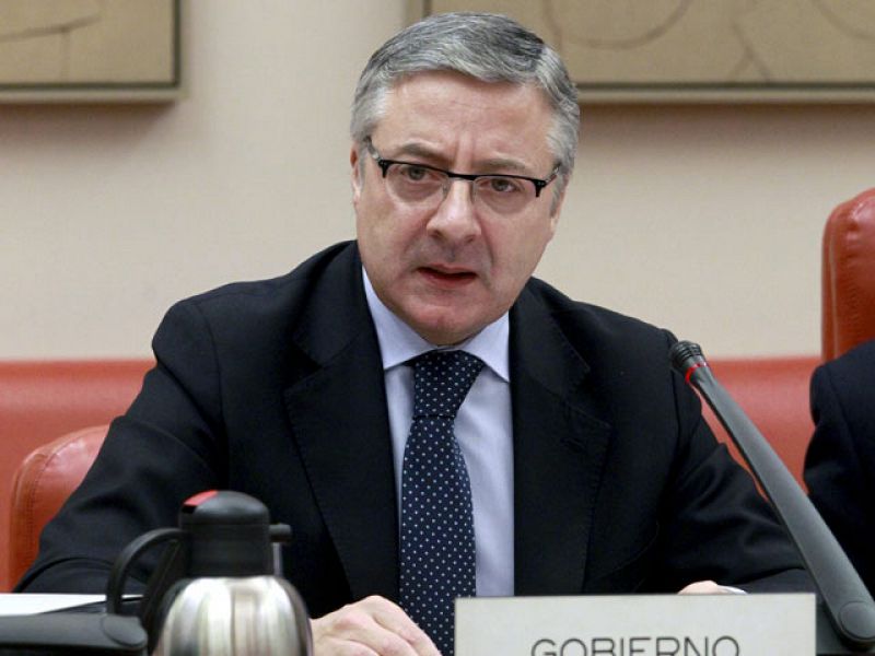 Fomento anuncia que liberalizará todas las torres de control a partir de 2012