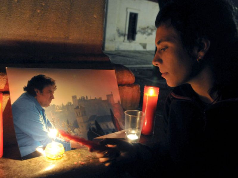 Morente tenía un cáncer de esófago con metástasis, según los médicos