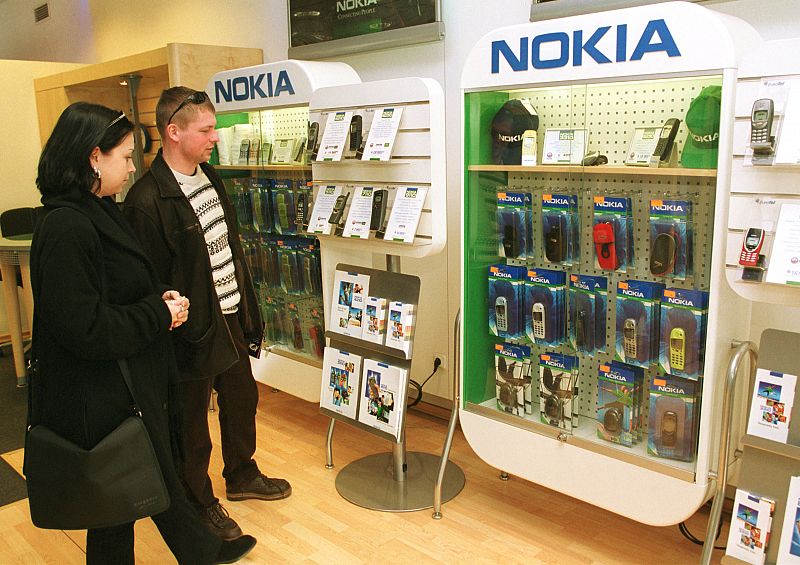 Nokia suprimirá 800 empleos en Finlandia el próximo enero