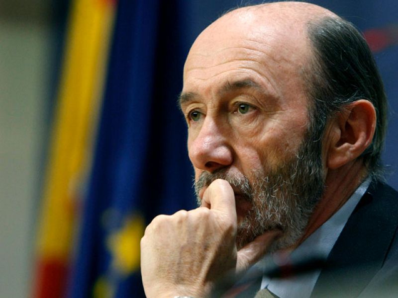 El Gobierno propone seguir en estado de alarma hasta el 15 de enero para "garantizar los vuelos"