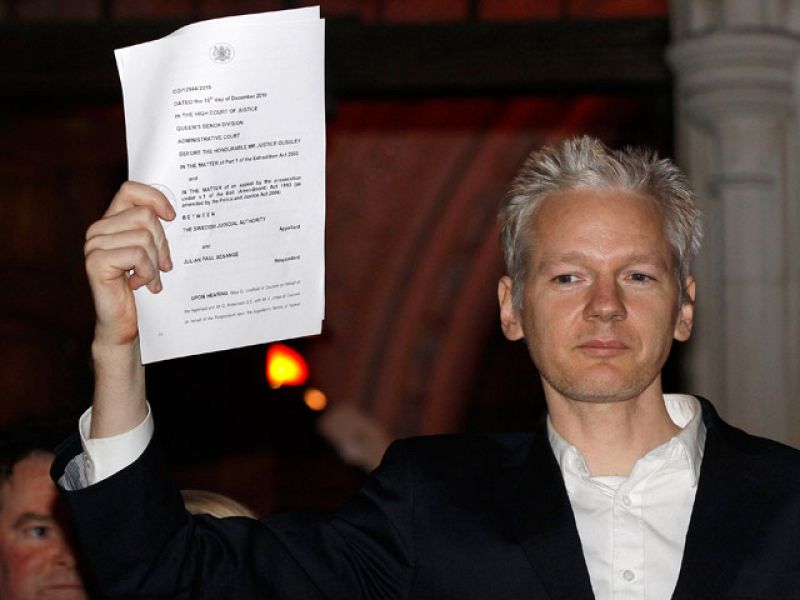 Julian Assange anuncia que seguirá con las filtraciones tras salir de la cárcel