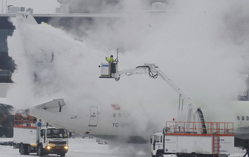 Cancelados 62 vuelos desde España con destino a ciudades europeas por el temporal