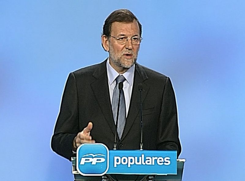 Rajoy ofrece su apoyo a Zapatero para que 2011 no sea "otro año perdido" en "promesas incumplidas"