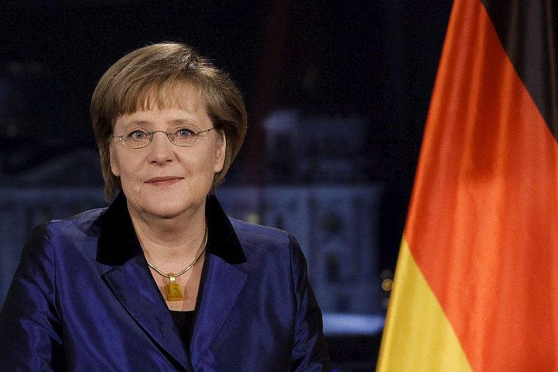 Merkel pide a los alemanes confianza en el euro