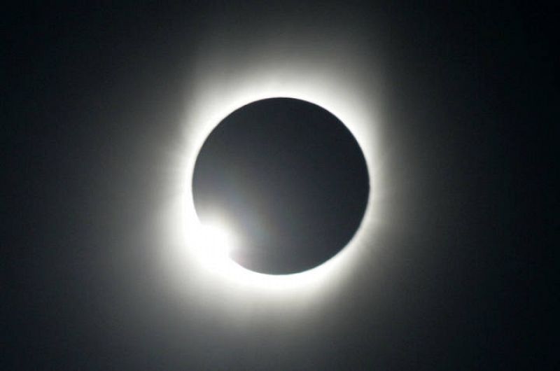 2011 nos permitirá ver en España un eclipse de sol el próximo 4 de enero y otro lunar en junio