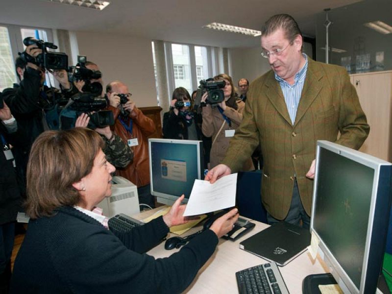 El PP de Asturias registra 39 bajas tras la marcha de Cascos