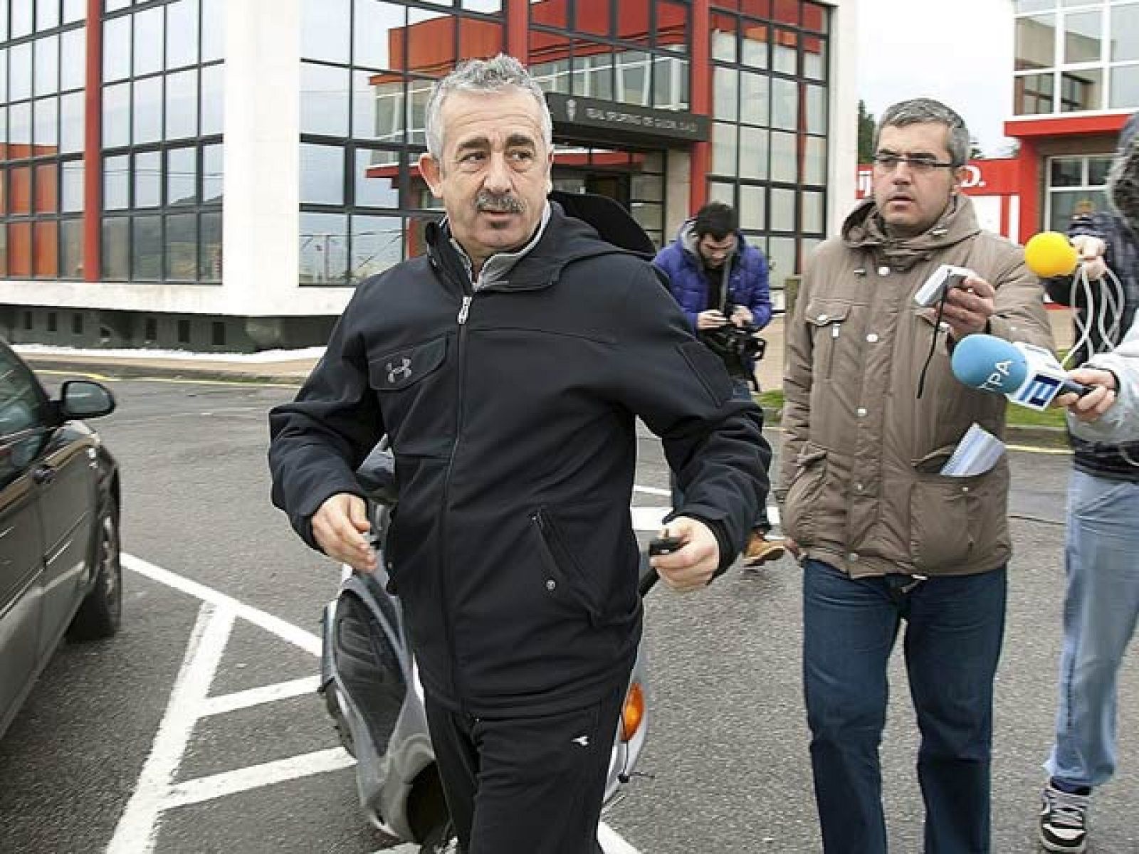 La negativa de Marcelino da una semana más a Preciado | Ver