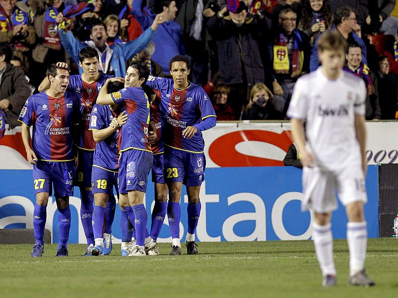 Los Reyes traen un derbi y una derrota al Madrid