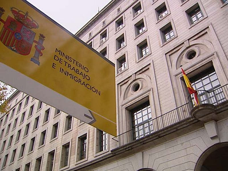 Gobierno y sindicatos se dan unos días para estudiar de nuevo la reforma de las pensiones