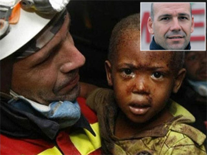 Los bomberos españoles que estuvieron en Haití: "El mundo se volcó, pero no dimos abasto"