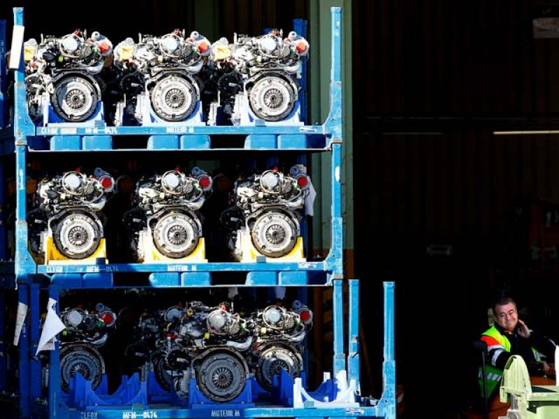 El 70% de la plantilla de Nissan acepta la contención salarial