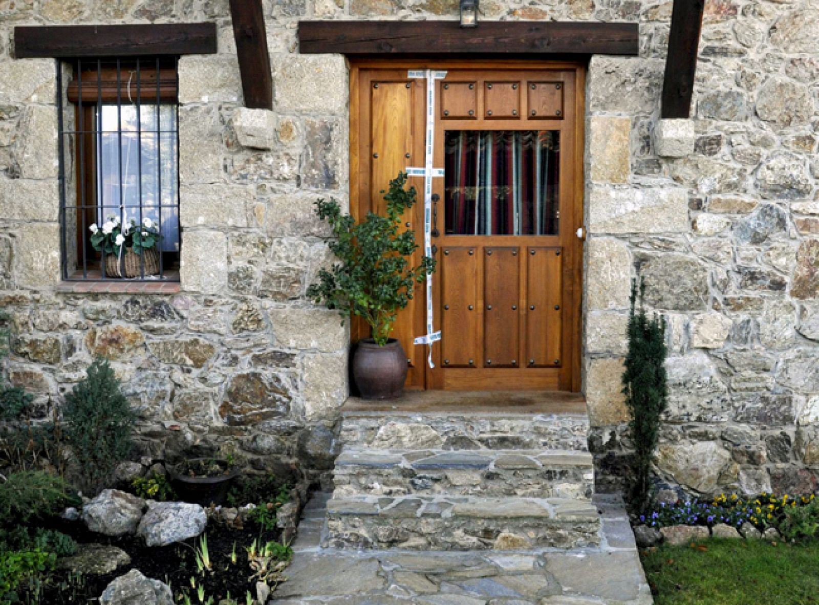 Una mujer y su hijo han muerto asesinados en Segovia