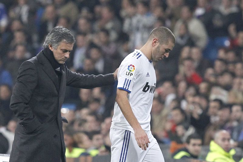 Mourinho: "A Benzema le falta hambre de gol"