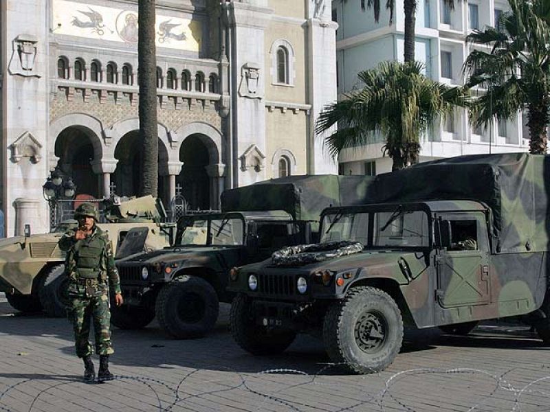 Enfrentamientos armados en las cercanías del palacio presidencial de Túnez
