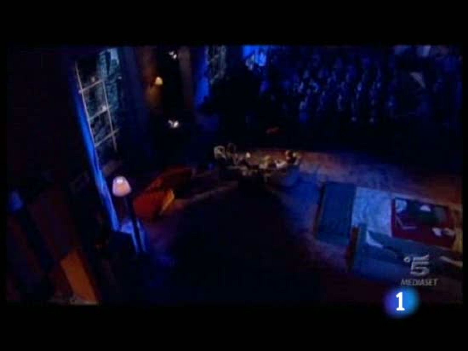 Ruby la joven con la que se acusa a Berlusconi de mantener relaciones, estrella en la noche de ayer de un programa del mandatario italiano