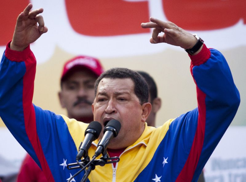 Chávez amenaza con nacionalizar la filial del BBVA en Venezuela