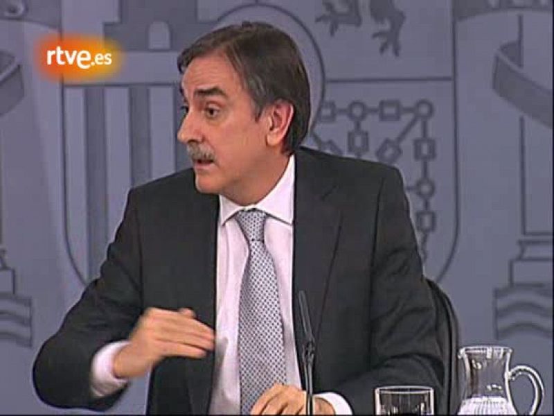 El Gobierno aprueba elevar la jubilación a 67 años y el cómputo de la pensión a 25 años