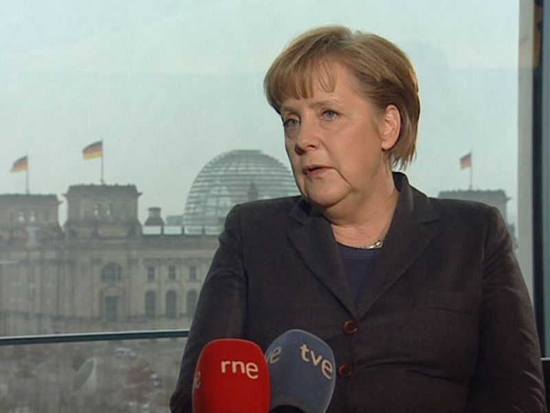 Merkel: "Los salarios no suben con la inflación, sino cuando se ha ganado algo y hay beneficios"