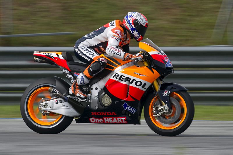 Stoner: "A pesar de la caída, ha sido el mejor día"