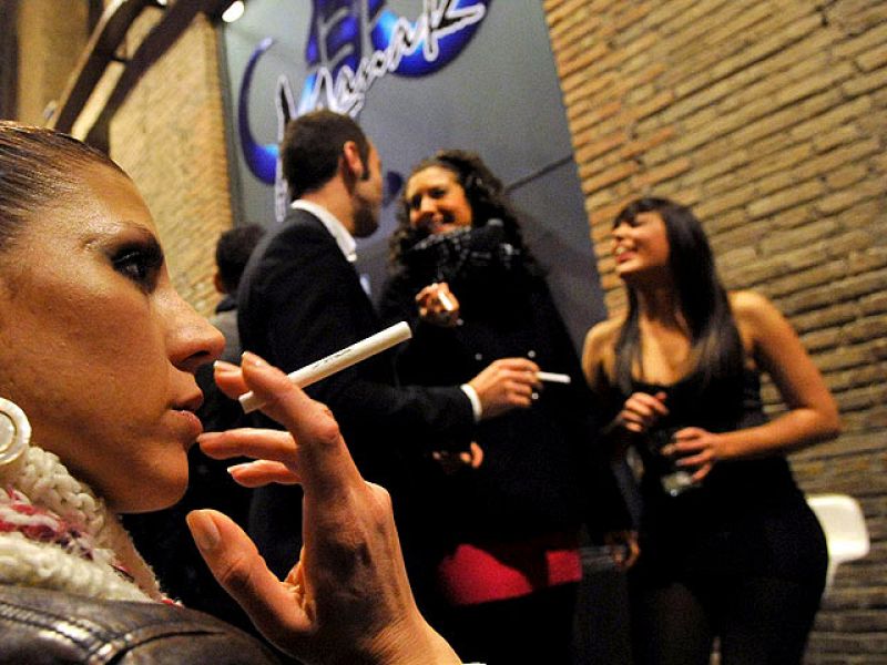 El restaurante insumiso de Marbella, multado con 145.000 euros por incumplir la ley antitabaco