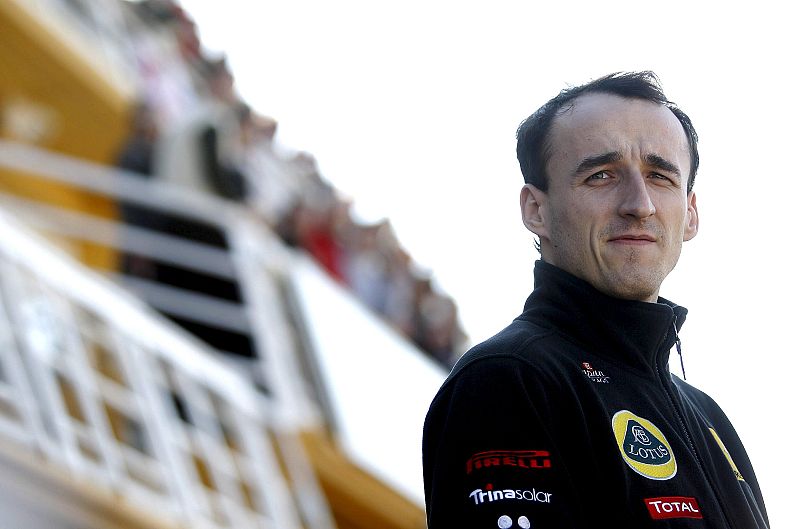 Kubica mejora y será operado el viernes en el húmero y el pie