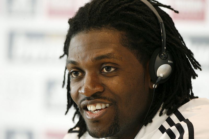 Adebayor: "Mou me dijo que siguiera con mi fútbol y disfrutara"