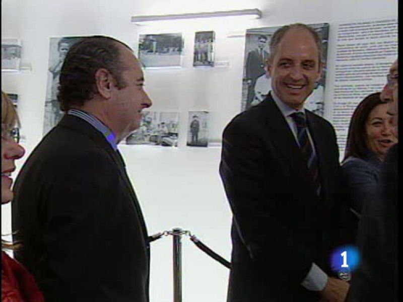 La Fiscalía pide 41.250 euros de multa a Camps por un "delito continuado de cohecho"