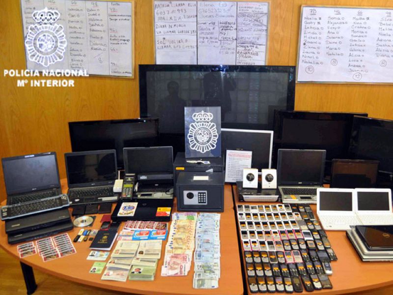 Cae una red de explotación sexual que controlaba los prostíbulos por internet