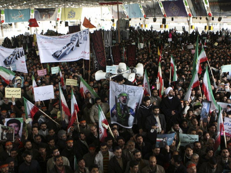 Las protestas retoman las calles de Irán pese a la represión del régimen