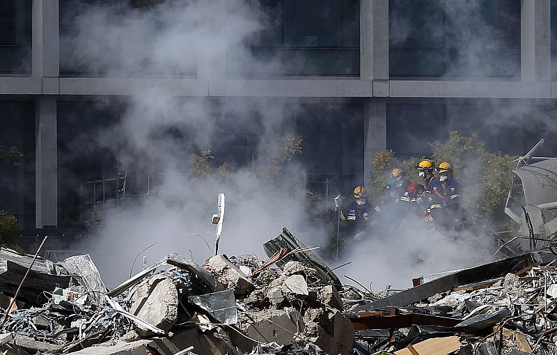 Las intensas lluvias dificultan la búsqueda de 226 desaparecidos tras el terremoto en Nueva Zelanda