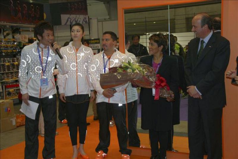 El minero chileno Edison Peña se viste de corto para la maratón de Tokio